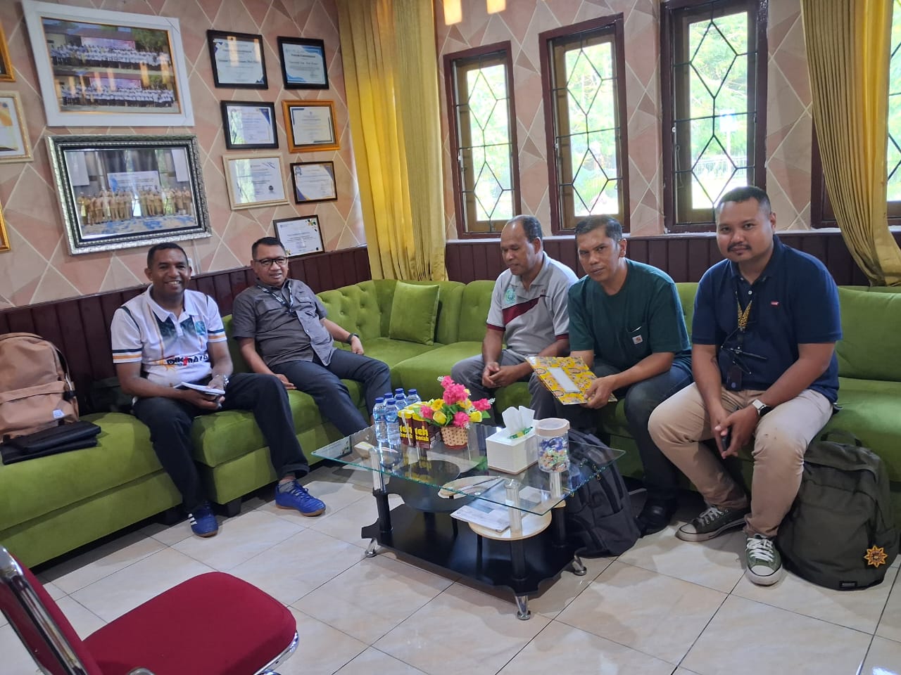 PERTEMUAN BKPSDM DENGAN KADIS PENDIDIKAN , DISKUSI KEDISIPLINAN GURU YANG TIDAK MELAKSANAKAN TUGAS